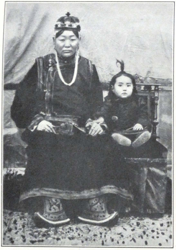 075-dara-eke-consort.png