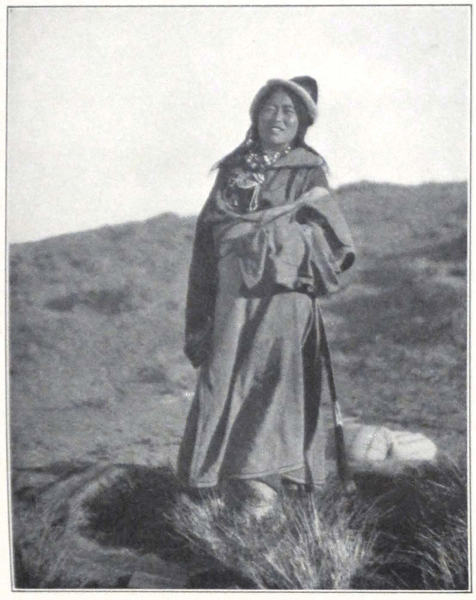 094-tsaidam-mongol-woman.png